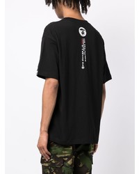 schwarzes bedrucktes T-Shirt mit einem Rundhalsausschnitt von AAPE BY A BATHING APE