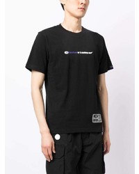 schwarzes bedrucktes T-Shirt mit einem Rundhalsausschnitt von AAPE BY A BATHING APE