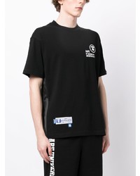 schwarzes bedrucktes T-Shirt mit einem Rundhalsausschnitt von AAPE BY A BATHING APE