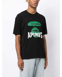 schwarzes bedrucktes T-Shirt mit einem Rundhalsausschnitt von AAPE BY A BATHING APE