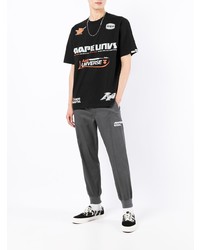 schwarzes bedrucktes T-Shirt mit einem Rundhalsausschnitt von AAPE BY A BATHING APE