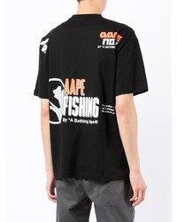 schwarzes bedrucktes T-Shirt mit einem Rundhalsausschnitt von AAPE BY A BATHING APE