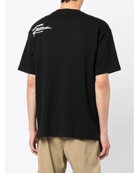 schwarzes bedrucktes T-Shirt mit einem Rundhalsausschnitt von AAPE BY A BATHING APE