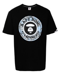 schwarzes bedrucktes T-Shirt mit einem Rundhalsausschnitt von AAPE BY A BATHING APE