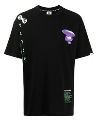 schwarzes bedrucktes T-Shirt mit einem Rundhalsausschnitt von AAPE BY A BATHING APE