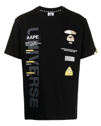 schwarzes bedrucktes T-Shirt mit einem Rundhalsausschnitt von AAPE BY A BATHING APE