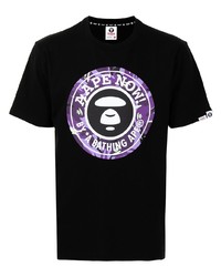 schwarzes bedrucktes T-Shirt mit einem Rundhalsausschnitt von AAPE BY A BATHING APE