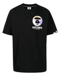 schwarzes bedrucktes T-Shirt mit einem Rundhalsausschnitt von AAPE BY A BATHING APE