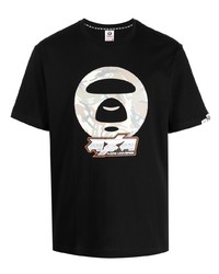 schwarzes bedrucktes T-Shirt mit einem Rundhalsausschnitt von AAPE BY A BATHING APE