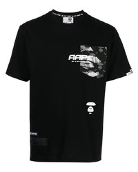 schwarzes bedrucktes T-Shirt mit einem Rundhalsausschnitt von AAPE BY A BATHING APE