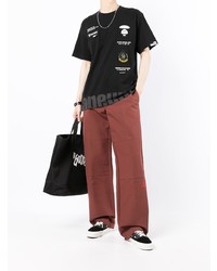 schwarzes bedrucktes T-Shirt mit einem Rundhalsausschnitt von AAPE BY A BATHING APE