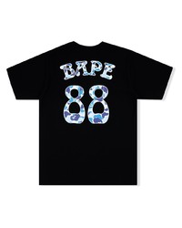 schwarzes bedrucktes T-Shirt mit einem Rundhalsausschnitt von A Bathing Ape