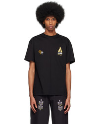 schwarzes bedrucktes T-Shirt mit einem Rundhalsausschnitt von Adish