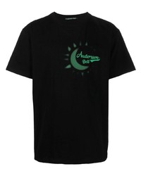 schwarzes bedrucktes T-Shirt mit einem Rundhalsausschnitt von Andersson Bell