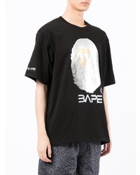 schwarzes bedrucktes T-Shirt mit einem Rundhalsausschnitt von A Bathing Ape