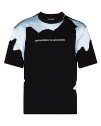schwarzes bedrucktes T-Shirt mit einem Rundhalsausschnitt von AV Vattev