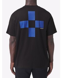 schwarzes bedrucktes T-Shirt mit einem Rundhalsausschnitt von Burberry