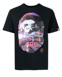 schwarzes bedrucktes T-Shirt mit einem Rundhalsausschnitt von BAPE BLACK *A BATHING APE®