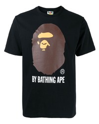 schwarzes bedrucktes T-Shirt mit einem Rundhalsausschnitt von BAPE BLACK *A BATHING APE®