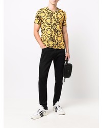 schwarzes bedrucktes T-Shirt mit einem Rundhalsausschnitt von Versace