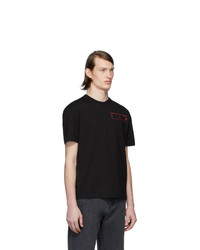 schwarzes bedrucktes T-Shirt mit einem Rundhalsausschnitt von McQ Alexander McQueen