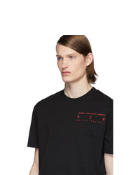 schwarzes bedrucktes T-Shirt mit einem Rundhalsausschnitt von McQ Alexander McQueen