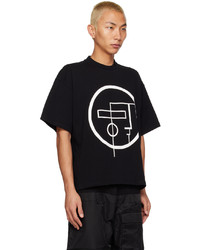 schwarzes bedrucktes T-Shirt mit einem Rundhalsausschnitt von Spencer Badu