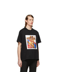 schwarzes bedrucktes T-Shirt mit einem Rundhalsausschnitt von Burberry