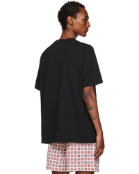 schwarzes bedrucktes T-Shirt mit einem Rundhalsausschnitt von Bode