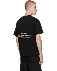 schwarzes bedrucktes T-Shirt mit einem Rundhalsausschnitt von Reese Cooper® 