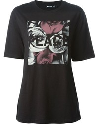 schwarzes bedrucktes T-Shirt mit einem Rundhalsausschnitt von BLK DNM