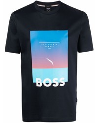 schwarzes bedrucktes T-Shirt mit einem Rundhalsausschnitt von BOSS