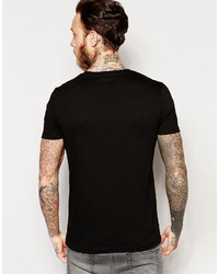 schwarzes bedrucktes T-Shirt mit einem Rundhalsausschnitt von Asos