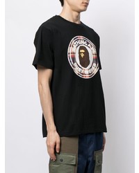 schwarzes bedrucktes T-Shirt mit einem Rundhalsausschnitt von A Bathing Ape