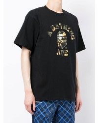 schwarzes bedrucktes T-Shirt mit einem Rundhalsausschnitt von A Bathing Ape