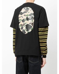 schwarzes bedrucktes T-Shirt mit einem Rundhalsausschnitt von A Bathing Ape