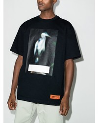 schwarzes bedrucktes T-Shirt mit einem Rundhalsausschnitt von Heron Preston