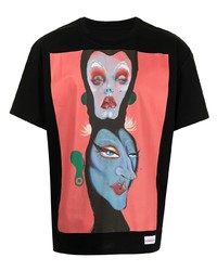 schwarzes bedrucktes T-Shirt mit einem Rundhalsausschnitt von Charles Jeffrey Loverboy