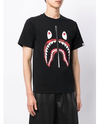 schwarzes bedrucktes T-Shirt mit einem Rundhalsausschnitt von A Bathing Ape