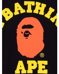 schwarzes bedrucktes T-Shirt mit einem Rundhalsausschnitt von A Bathing Ape