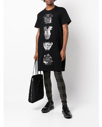 schwarzes bedrucktes T-Shirt mit einem Rundhalsausschnitt von Comme Des Garcons Homme Plus