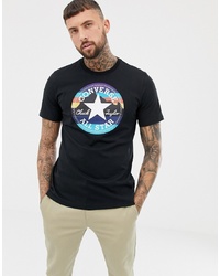 schwarzes bedrucktes T-Shirt mit einem Rundhalsausschnitt von Converse
