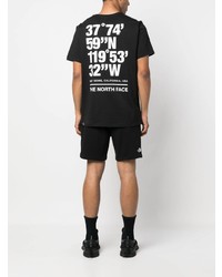 schwarzes bedrucktes T-Shirt mit einem Rundhalsausschnitt von The North Face