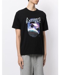 schwarzes bedrucktes T-Shirt mit einem Rundhalsausschnitt von A Bathing Ape