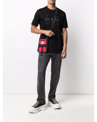 schwarzes bedrucktes T-Shirt mit einem Rundhalsausschnitt von Diesel