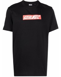 schwarzes bedrucktes T-Shirt mit einem Rundhalsausschnitt von Diesel