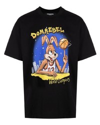 schwarzes bedrucktes T-Shirt mit einem Rundhalsausschnitt von DOMREBEL