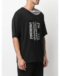 schwarzes bedrucktes T-Shirt mit einem Rundhalsausschnitt von Opening Ceremony