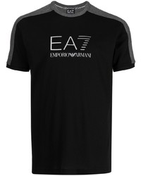 schwarzes bedrucktes T-Shirt mit einem Rundhalsausschnitt von Ea7 Emporio Armani