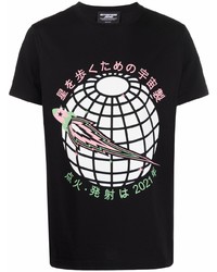 schwarzes bedrucktes T-Shirt mit einem Rundhalsausschnitt von Enterprise Japan